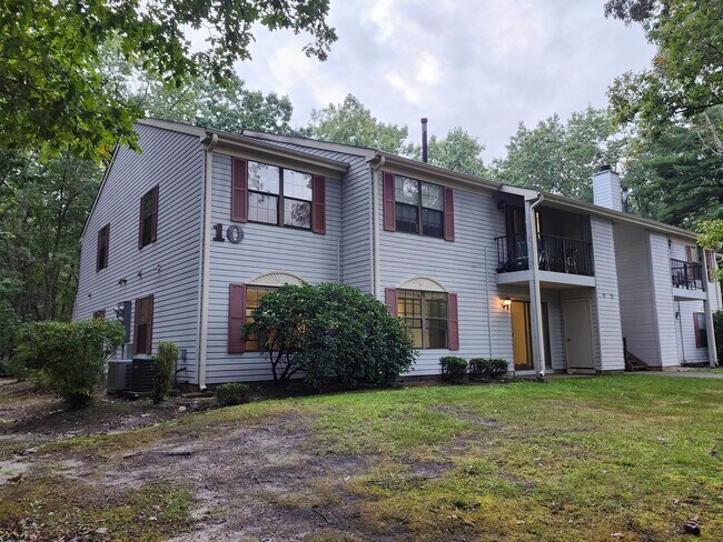 Building Photo - 25 Liberty Ct