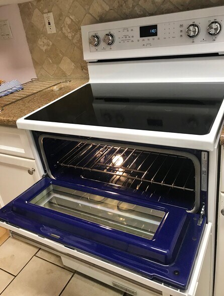 KitchenAid Top Oven - 1345 N Fuller Ave