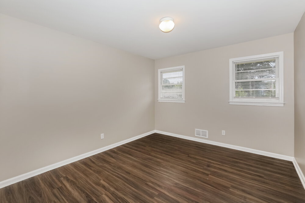 Building Photo - 7487 Grayson Dr