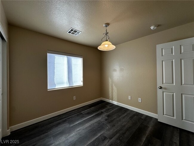 Building Photo - 9125 Fish Tail Ave