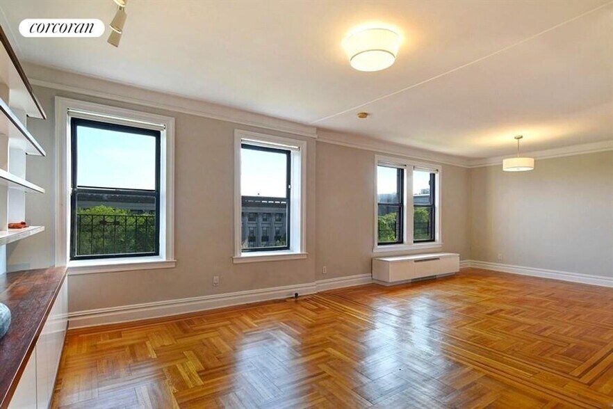 Building Photo - 255 Eastern Pkwy