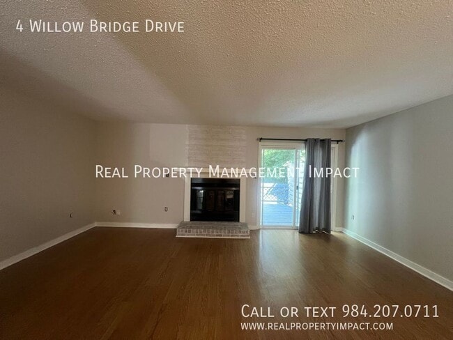 Building Photo - 4 Willow Bridge Dr