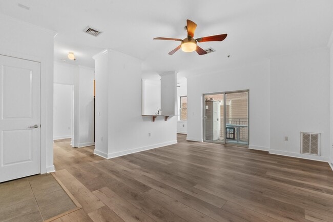 Building Photo - 172 Culver Ave