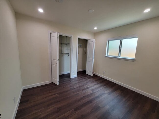 Building Photo - 8709 Donna Gail Dr