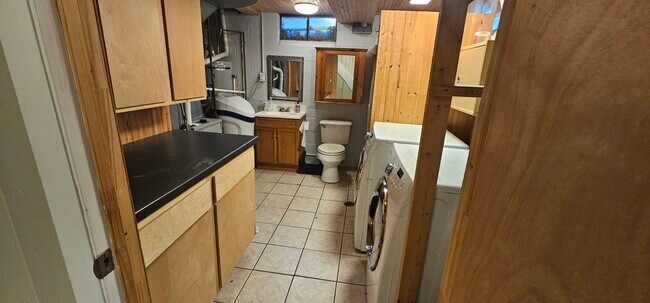 Building Photo - 227 Timber Ln