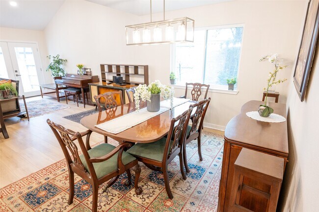 Building Photo - 42 S Waxberry Rd