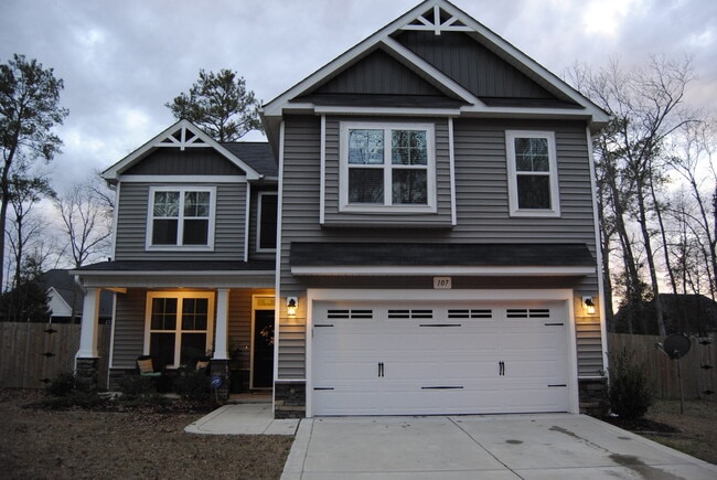 Primary Photo - Spacious 4-Bedroom Home with Loft, New Car...