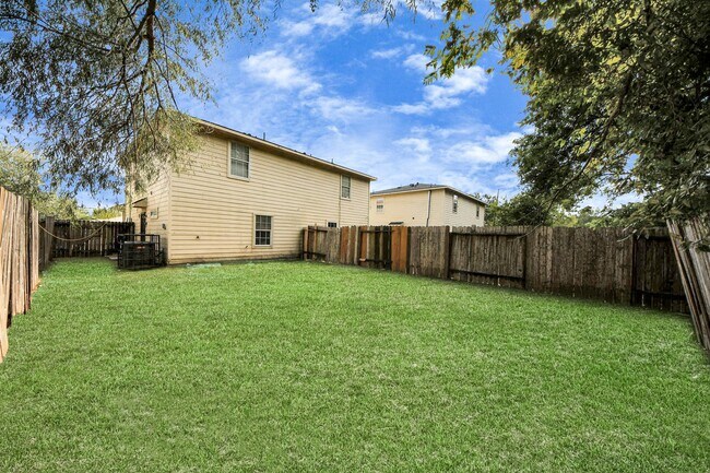 Building Photo - 8126 Jutland Rd