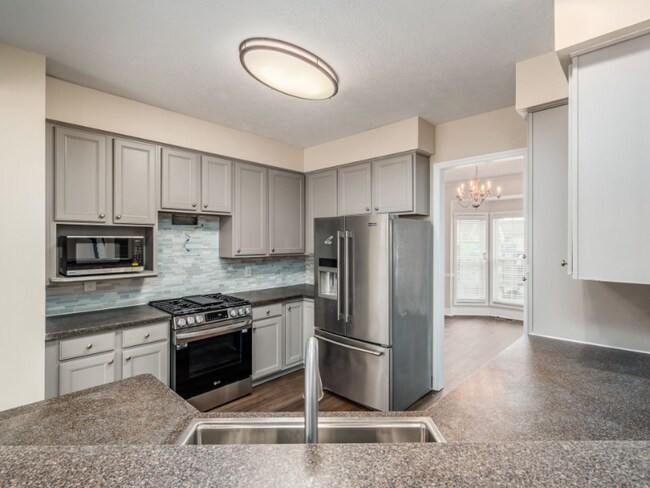 Building Photo - 7302 Claddaugh Ln
