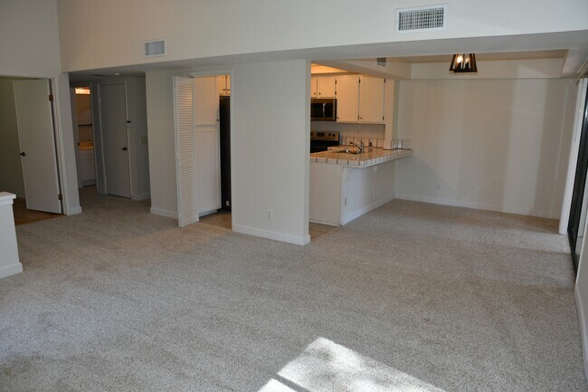 Building Photo - 10336 Ridgewater Ln