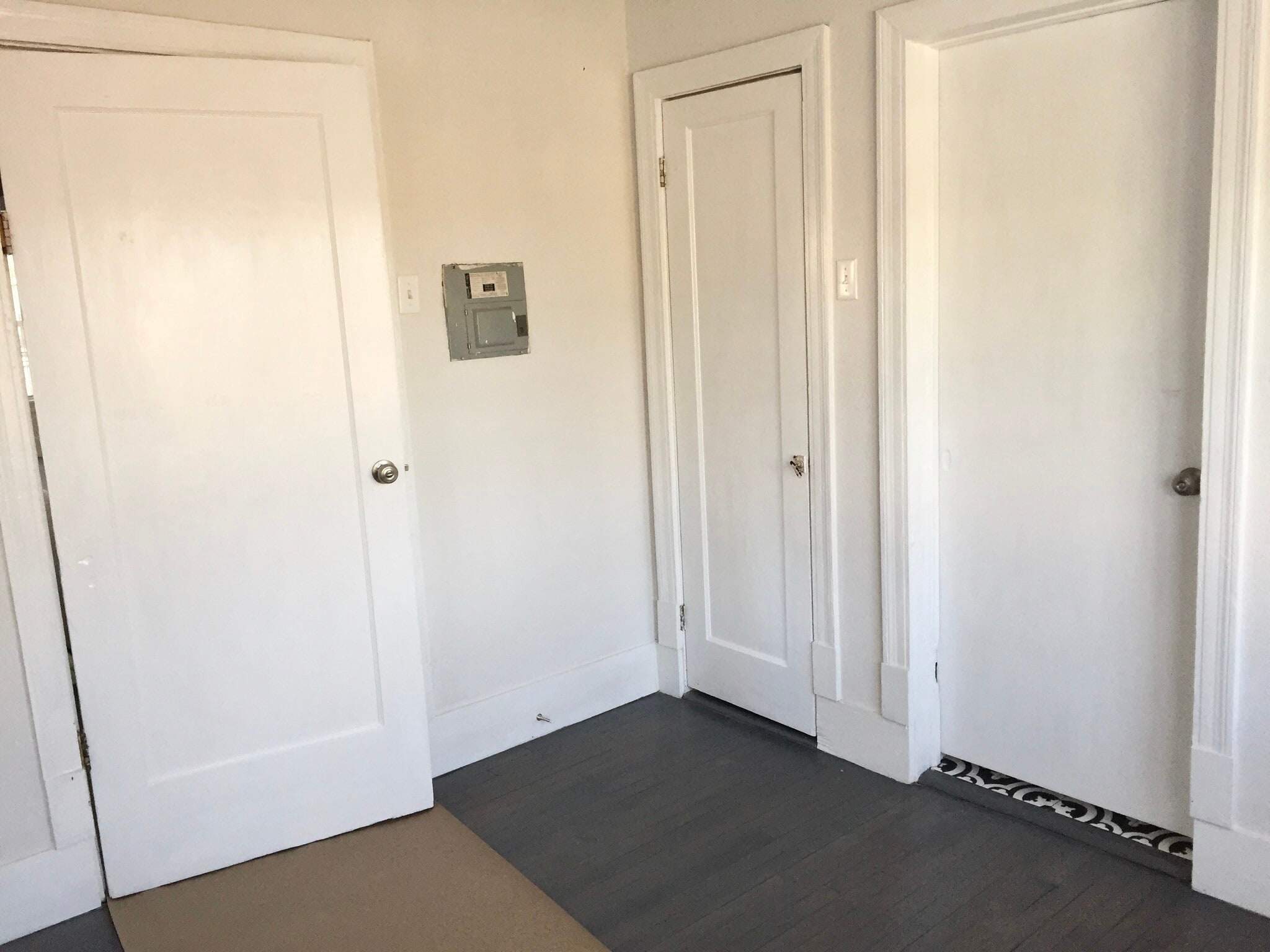 Bedroom - 1131 W Lynwood Ave