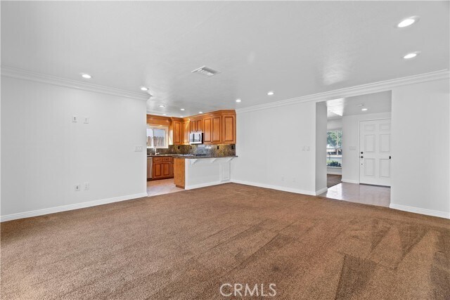 Building Photo - 777 W Casmalia St