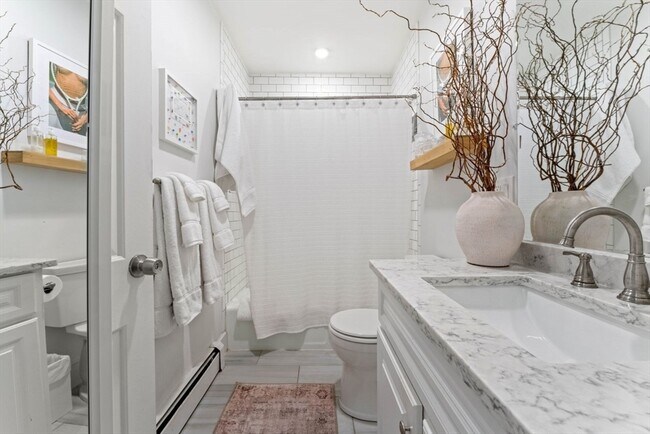 Building Photo - 91 Waltham St