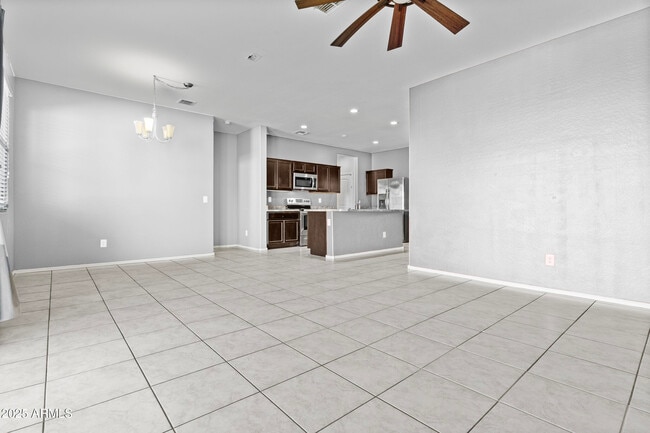 Building Photo - 4972 E Living Stone Way