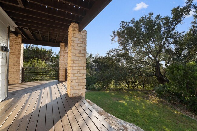 Building Photo - 106 Confidence Cove