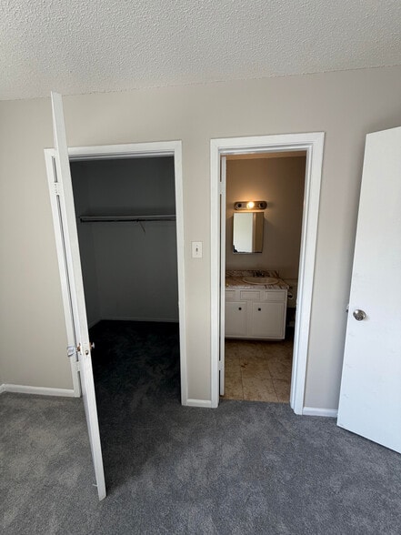 Building Photo - 1207 Canal St