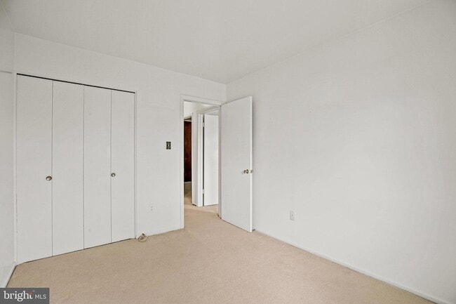 Building Photo - 6106 Rivanna Dr