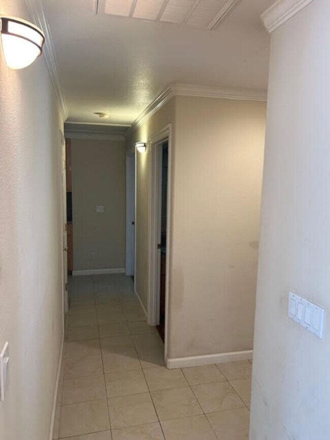 Building Photo - Beautiful Home with multiple upgrades!