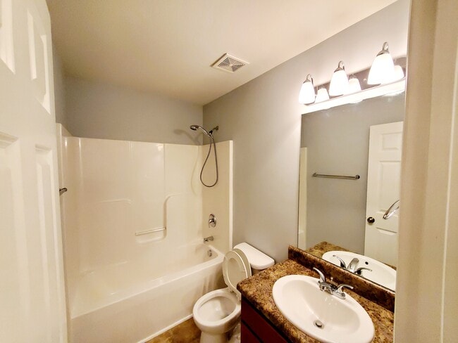 Building Photo - 169 Sedgewick Dr