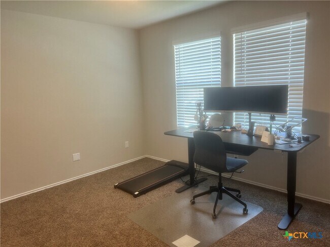 Building Photo - 8704 Cantera Rdg Rd