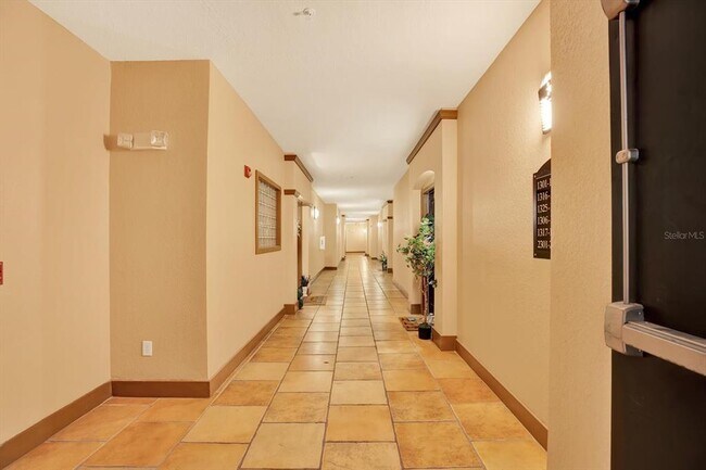 Building Photo - 4221 W Spruce St