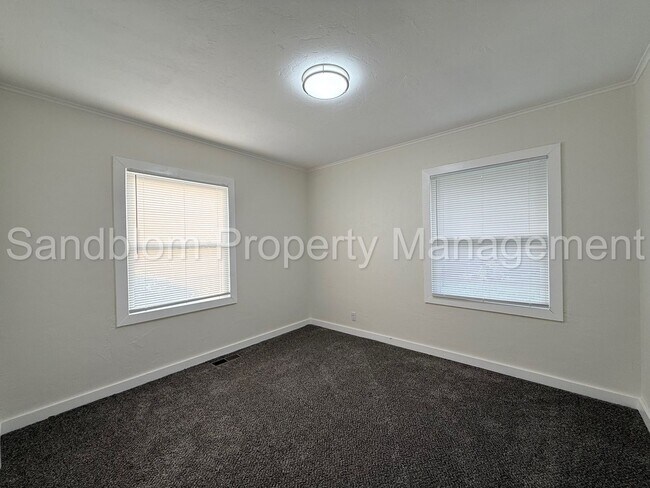Building Photo - For Lease | Midtown Tulsa | Available Now!