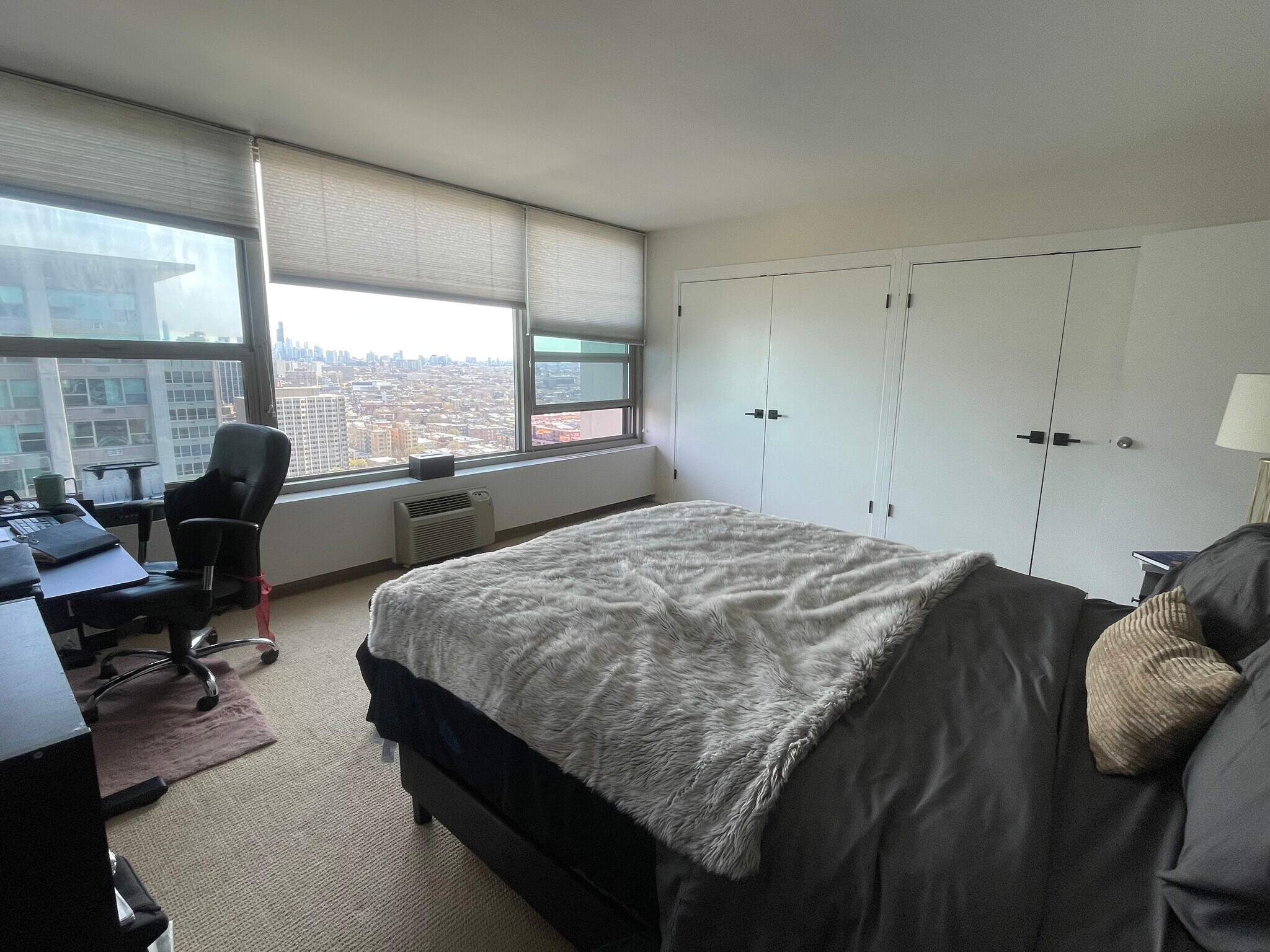 Building Photo - 3600 N Lake Shore Dr