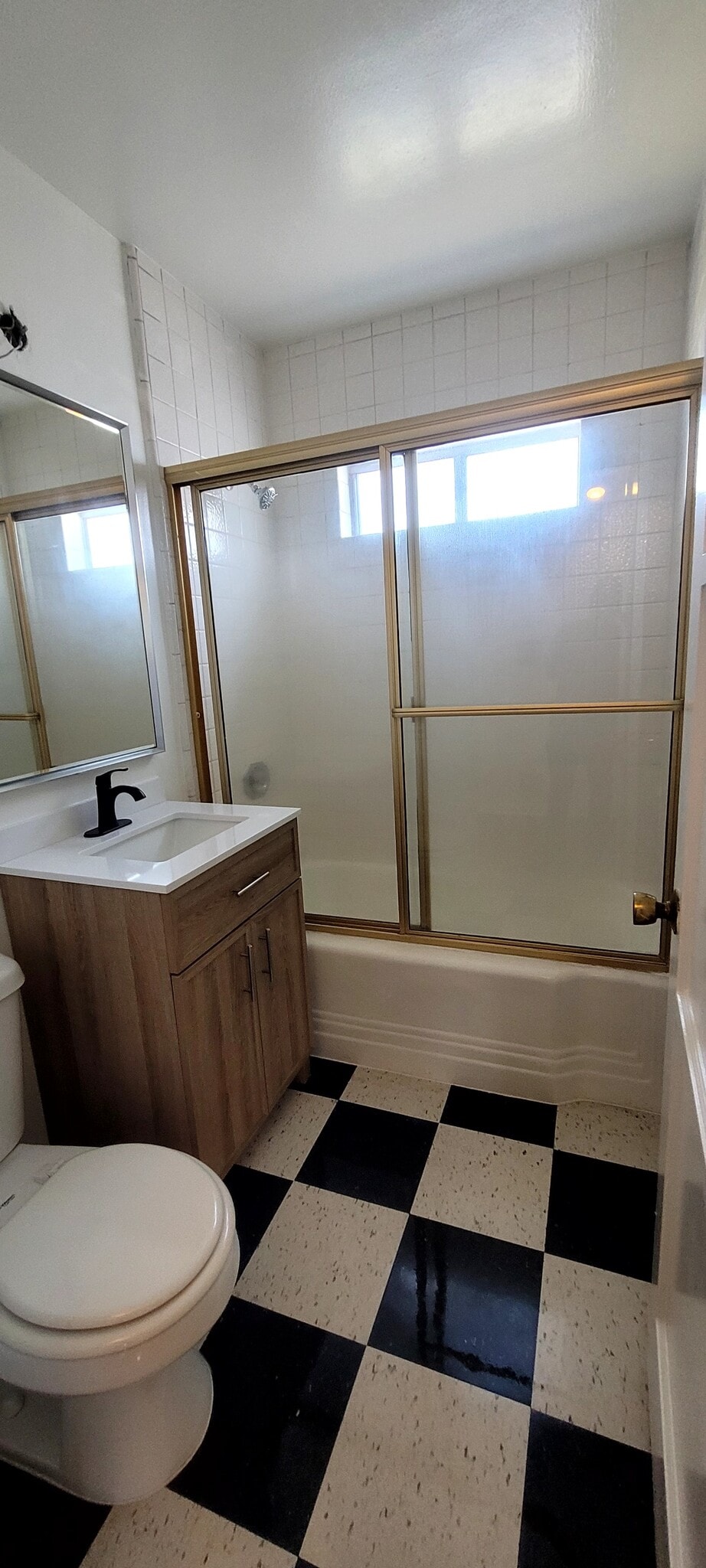 Building Photo - 4313 Mentone St