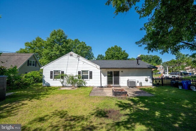 Building Photo - 3113 Shield Ln