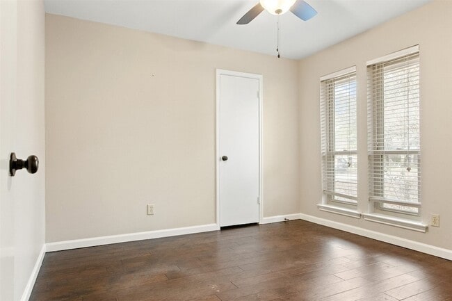 Building Photo - 611 Field St