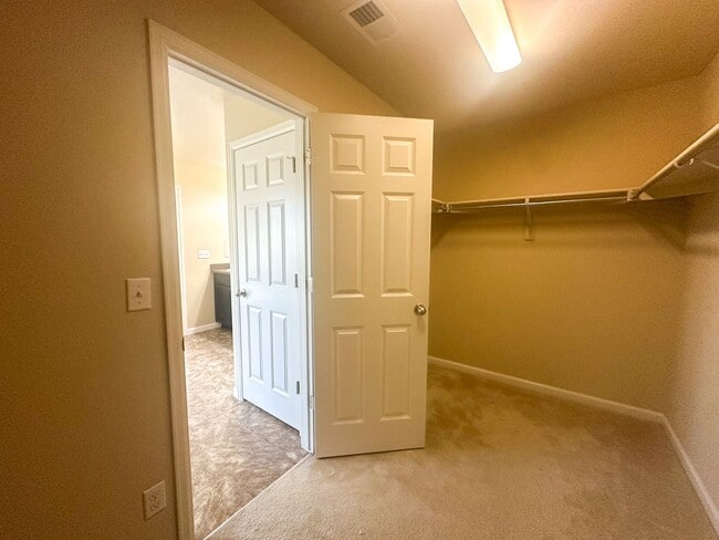 Building Photo - The price can't be beat!