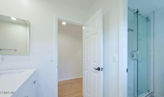 Building Photo - 3064 Ferncrest Pl