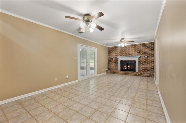 Building Photo - 3082 Briarleaf Dr