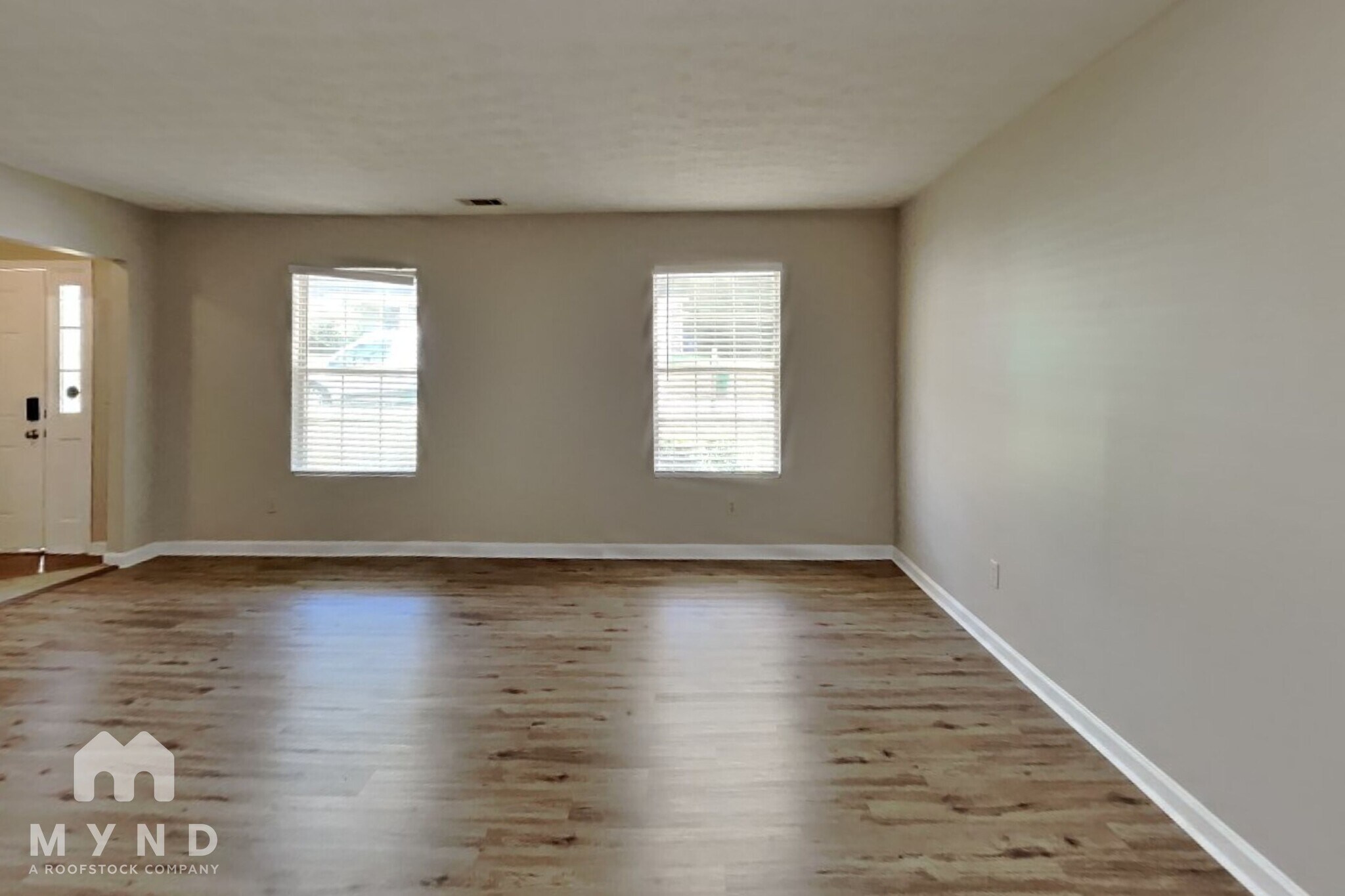 Building Photo - 5631 Regency Manor Ct