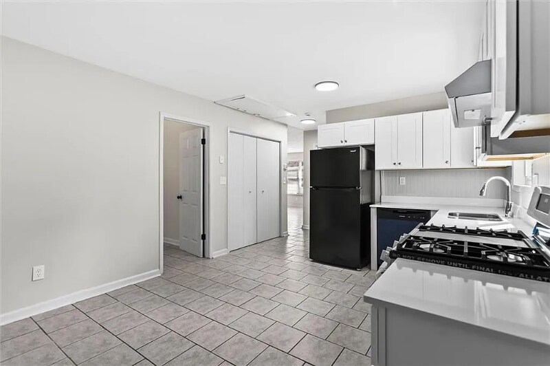 Building Photo - 176 Timber Creek Ln SW