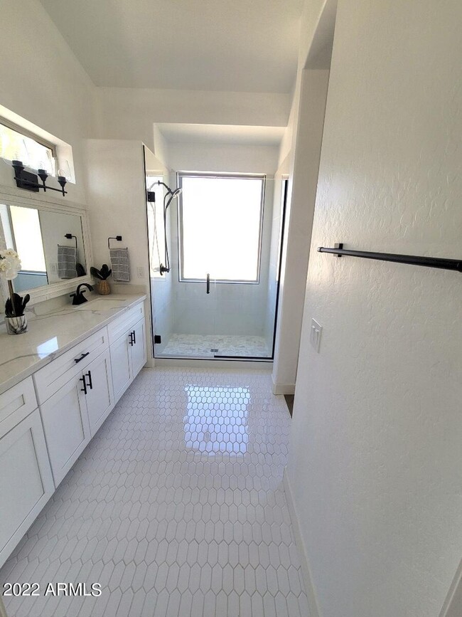 Building Photo - 3453 N Tuscany Cir