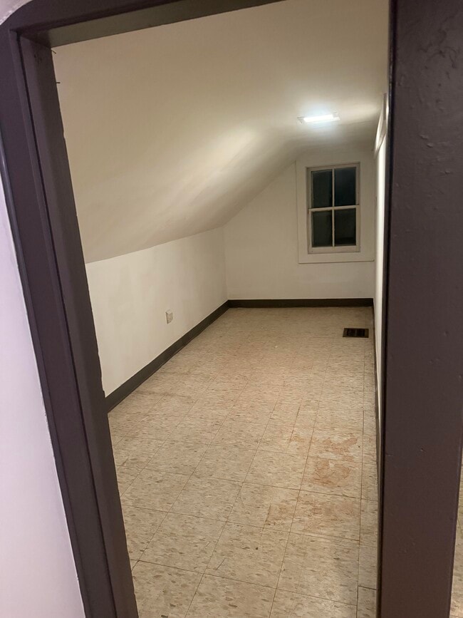 Building Photo - 1715 Co Rd 11