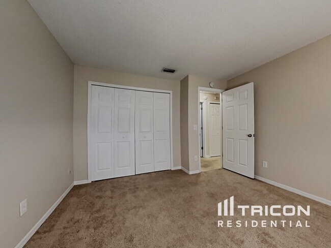 Building Photo - 367 Masson Ct