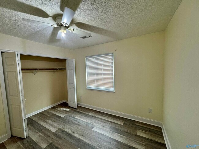 Building Photo - 732 Jimmy Fisk Rd