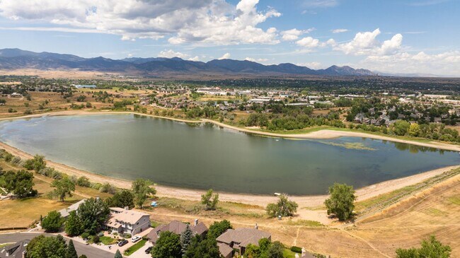 Building Photo - 5 Bedroom 2.5 Bath Retreat in Prime Arvada...