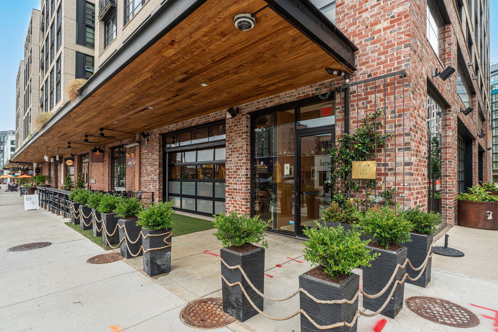 Michelin star El Cielo Columbian cuisine close by - 602 14th Pl NE