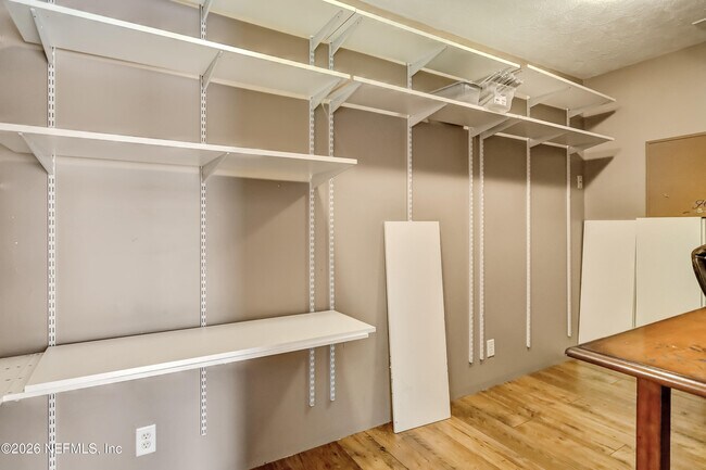 Building Photo - 4328 Savannah Ave