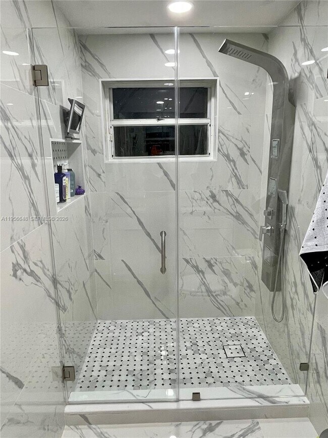 Building Photo - 7415 Coldstream Dr