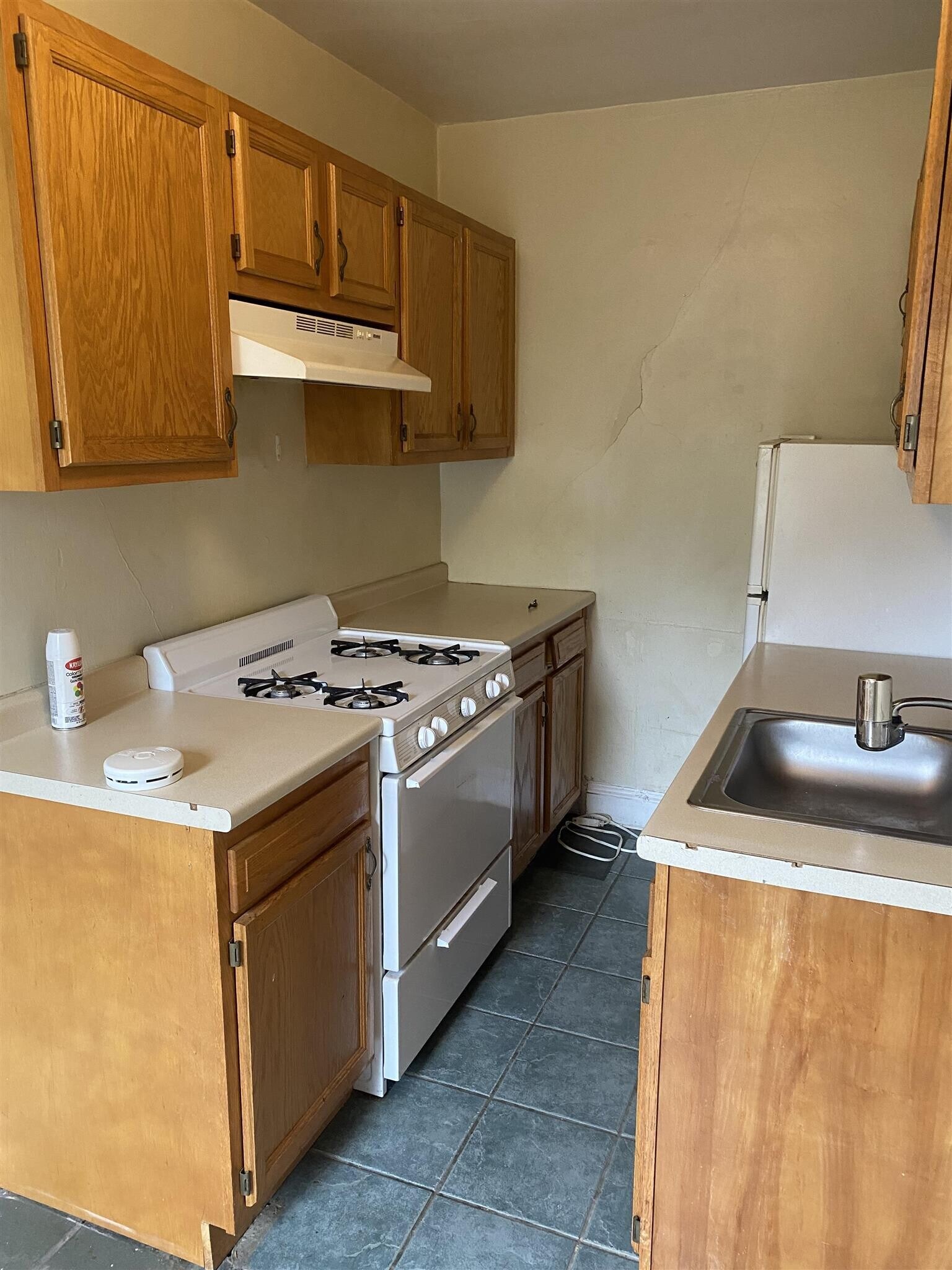 Building Photo - 10 Agassiz St