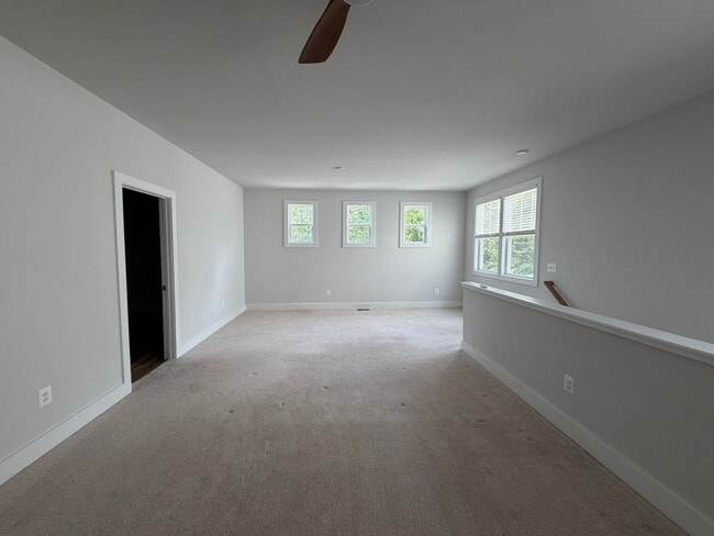 Building Photo - 1788 Flora Ln