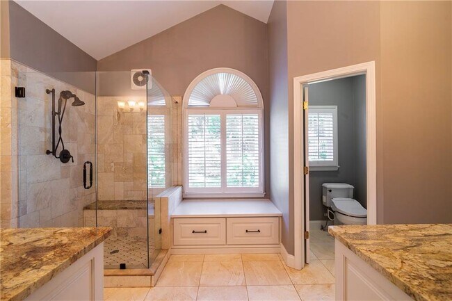 Building Photo - 6850 Weatherstone Way