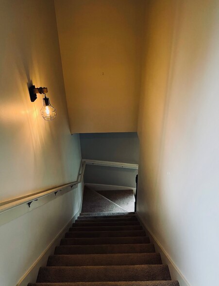 Building Photo - 5088 Moores Bridge Alley