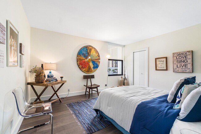 Building Photo - 4748 S Ocean Blvd