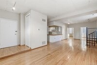 Building Photo - 248 Depew Ave