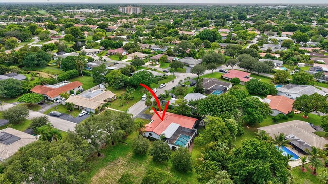 Building Photo - 10251 NW 39th Ct